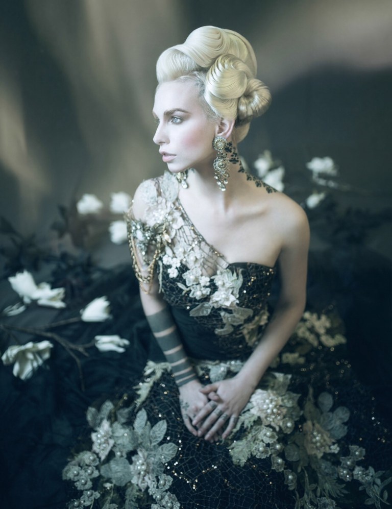 Photographer: William Setiawan Designer: Miss Pearl Couture Hair: Yeliz Kaya Makeup: Dainora Dulcyte Model: Cecina Menno Niehof